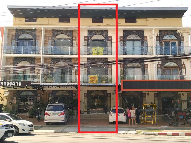 ขายด่วน…อาคารพาณิชย์ 3 ชั้น 24.8 ตรว ติดถ.พัฒนาการคูขวาง นครศรีธรรมราช ทำเลดีมาก เดินทางสะดวก เหมาะสำหรับค้าขาย ทำธุรกิจ