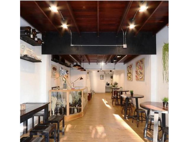 ขายอาคาร 5 ชั้น ถนนพระราม5 เขตดุสิต ใกล้แยกราชวัตร