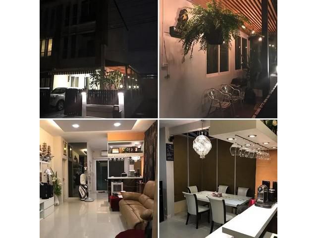 For Sale ทาวน์โฮมหลังมุม หมู่บ้านกลางเมือง เอสเซ้นท์ พระราม9 ลาดพร้าว