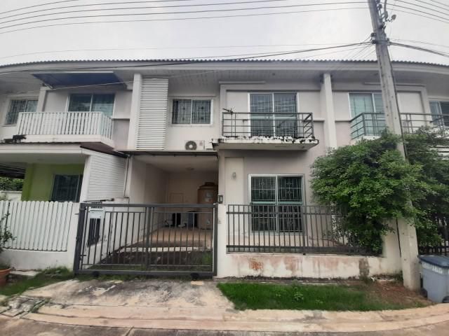 PK49 ขายถูกที่สุดในโครงการ ทาวน์เฮ้าส์ 2 ชั้น  21 ตร.ว. หมู่บ้านวีมิกซ์ ถนนพระราม2
