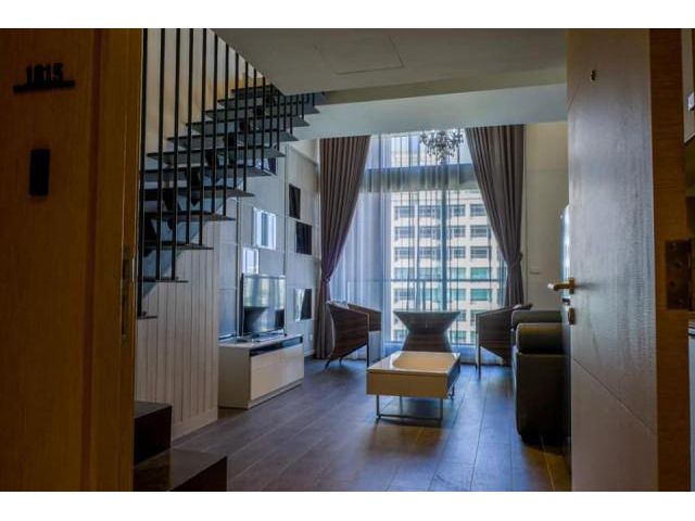 รหัสทรัพย์ B3340 คอนโด The Lofts เอกมัย (คอนโดสองชั้น เฟอร์และเครื่องใช้ไฟฟ้าครบ)