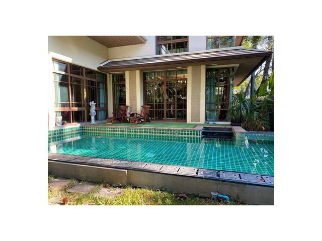 ขายบ้านหรู สุขุมวิท พระโขนง 4นอน พร้อมสระส่วนตัว