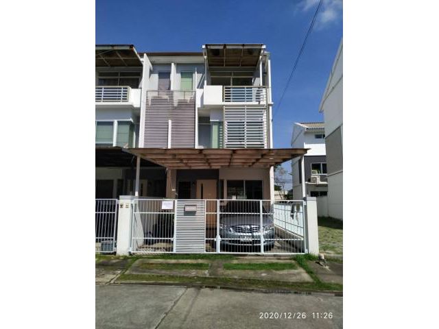 รหัสทรัพย์ B3358 ให้เช่าทาวน์โฮม หมู่บ้านบ้านใหม่ พระราม 9 – ศรีนครินทร์