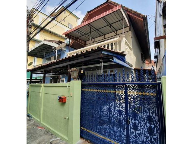 ขายด่วน บ้าน ใกล้สถานีรถไฟฟ้าสายสี น้ำเงิน-ม่วง