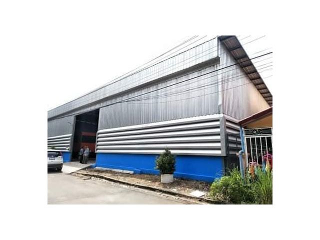 ขายโกดังพร้อมอาคารสำนักงาน สร้างใหม่ เนื้อที่ 148ตรว หมู่บ้านนฐดา ซอยรังสิต - นครนายก60  ขาย7,000,000 บาท ติดต่อคุณ สมศั