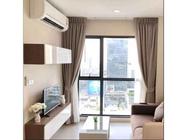 HOT ให้เช่าคอนโด Rhythm Asoke 2 ชั้น 18 ใกล้ MRTพระราม 9