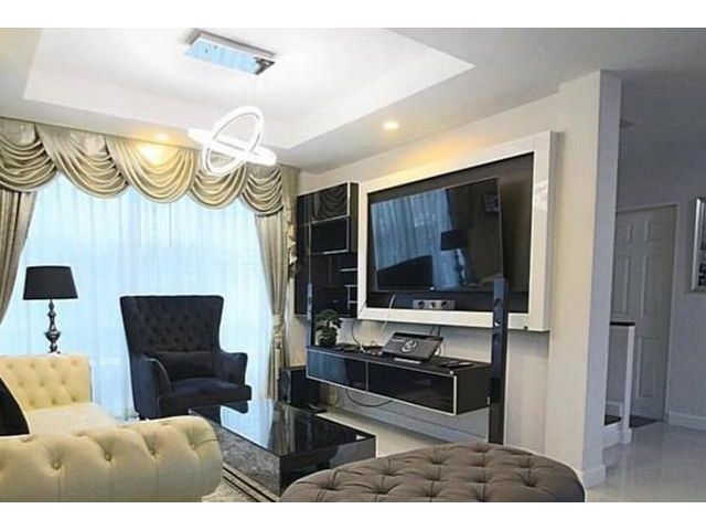 ขายบ้านเดี่ยว หมู่บ้านชวนชื่นซิตี้ วัชรพล ตกแต่งสุดหรู พร้อมเครื่องใช้ไฟฟ้าครบ
