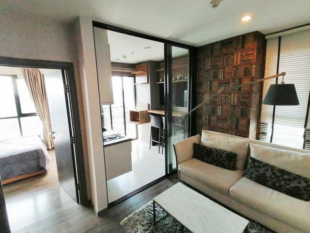 ให้เช่าคอนโด The Base Park West Sukhumvit 77 / เดอะ เบส พาร์ค เวสต์ สุขุมวิท 77 เมือง 30ตรม.39/135
