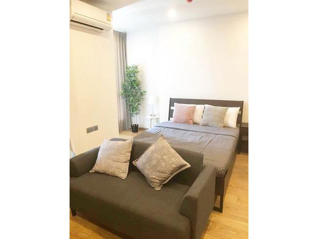 ให้เช่าคอนโด คิว ชิดลม-เพชรบุรี 1 ห้องนอน