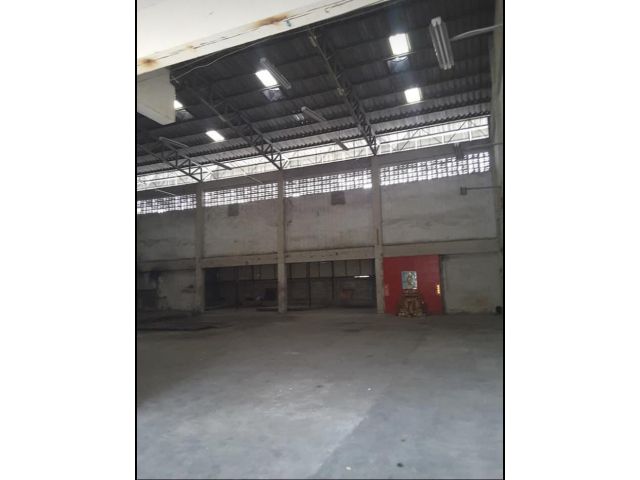 ให้เช่าโกดัง 700 ตรม. อ้อมน้อย ผังม่วง มี รง.4  ใกล้เพชรเกษม ค่าเช่าถูกมาก