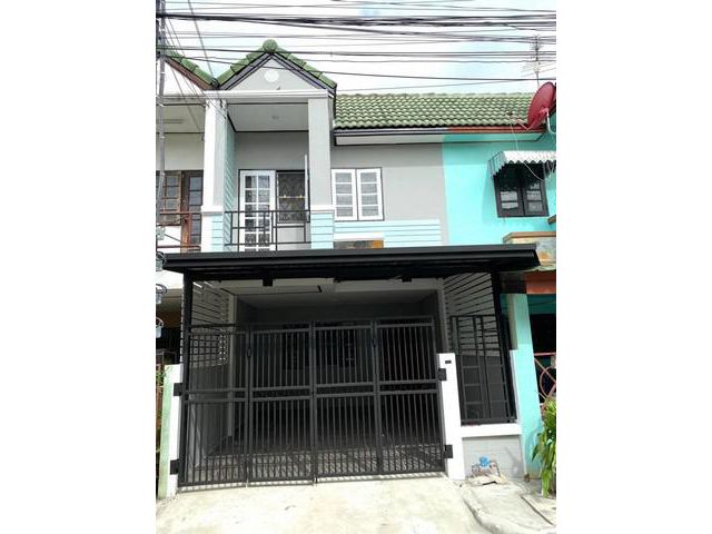 ขายทาวน์เฮ้าส์ หมู่บ้านรัตนาธานี ซอย 1 บางบัวทอง