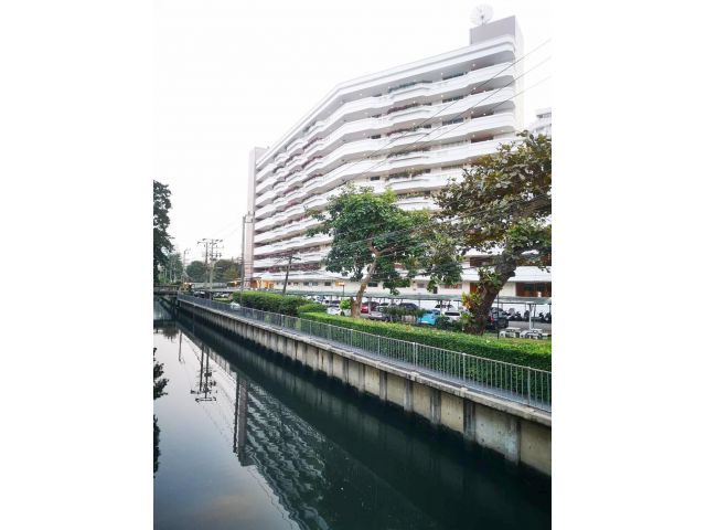 ขายคอนโดธาราเรือนเอก 46 ตร.ม. ชั้น 1 ถ.รามคำแหง 43/1 บางกะปิ ตกแต่ง style modern ด้วยเฟอร์นิเจอร์ลายไม้ - 05513