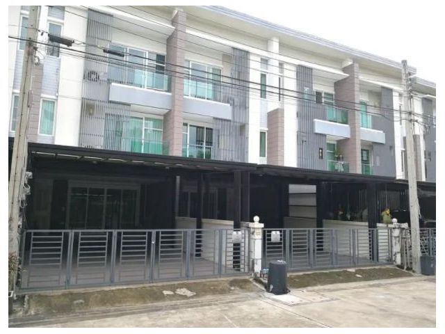 PF04 ให้เช่าทาวน์โฮม 3 ชั้น โครงการทาวน์ อเวนิว ศรีนครินทร์ ซอยอ่อนนุช 68 ใกล้ซีคอนสแควร์ เขตสวนหลวง ตกแต่งเหมาะอยู่อาศั
