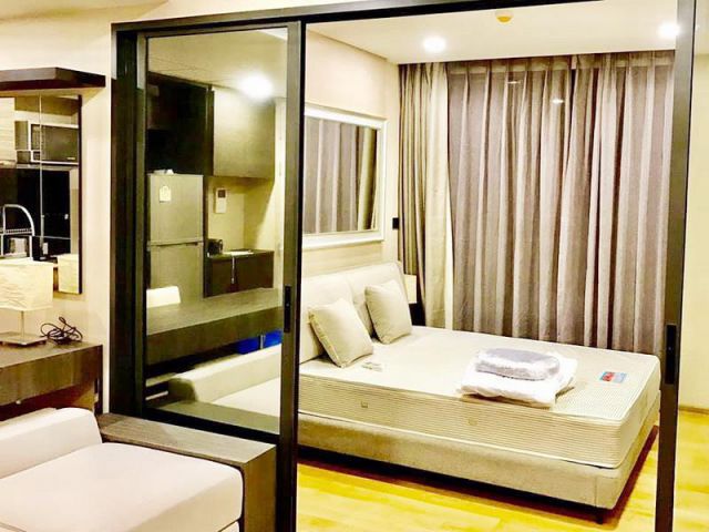 คอนโด ให้เช่าคอนโด Klass Condo Langsuan / คลาส หลังสวน วิวเมือง 34ตรม. 8/280