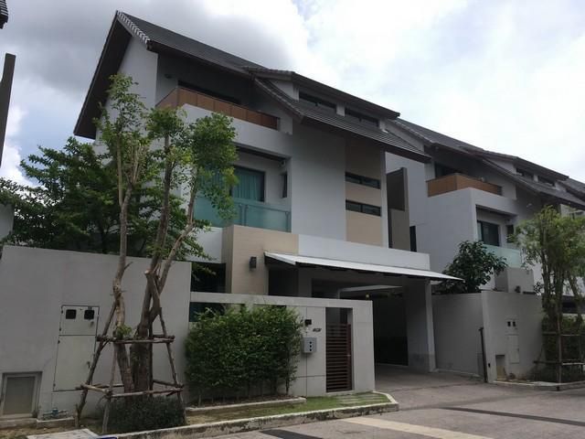 ให้เช่าบ้านเดี่ยว  Private Nirvana Resindence โยธินพัฒนา11 เลียบด่วนเอกมัยรามอินทรา 120,000ต่อเดือน ขาย 24ล้าน      ติดต