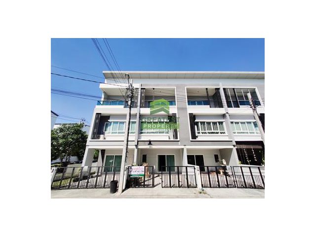 หมู่บ้าน เดอะริคโค้ ทาวน์ วัชรพล ขายด่วน ทาวน์โฮม 3 ชั้น เนื้อที่ 20.60 ตร.ว สภาพ