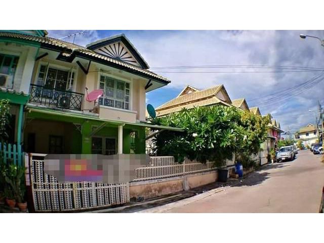 ทาวน์เฮาส์หลังมุมหมู่บ้านพฤกษาสมุทรปราการ