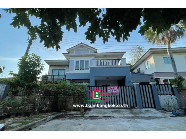 บ้านเดี่ยว 2 ชั้น หลังริม โครงการ มณีรินทร์ พาร์ค รังสิต เนื้อที่ 53.2 ตรว. มี 3 นอน 2 น้ำ ปทุมธานี