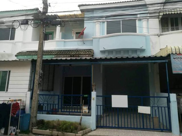 ขาย ทาวน์เฮาส์ 25.5 ตร.ว.หมู่บ้านลัลลี่ วิลล์ แพรกษา สมุทรปราการ
