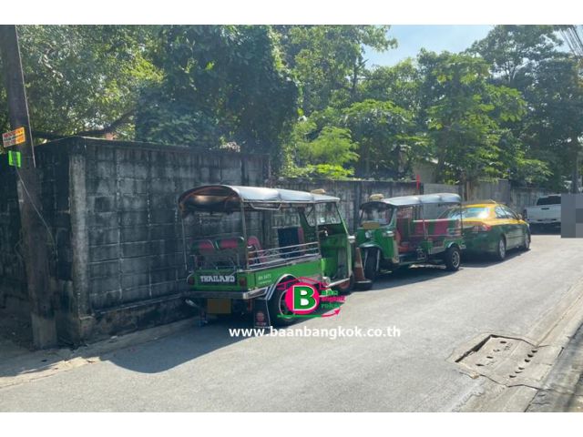 ที่ดินถมแล้ว ประดิพัทธ์ ซอย 1 เนื้อที่ 221 ตรว. ถนนประดิพัทธ์ เขตบางซื่อ
