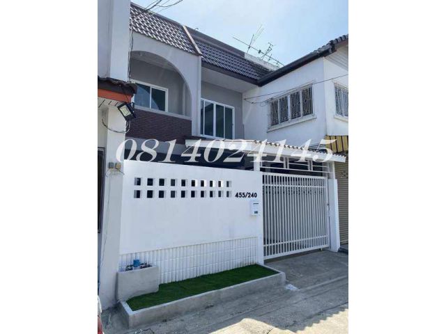 ทาวน์เฮ้าส์ 2 ชั้น 22 ตรว. ม.สินชัย2 ซ.จรัญฯ35