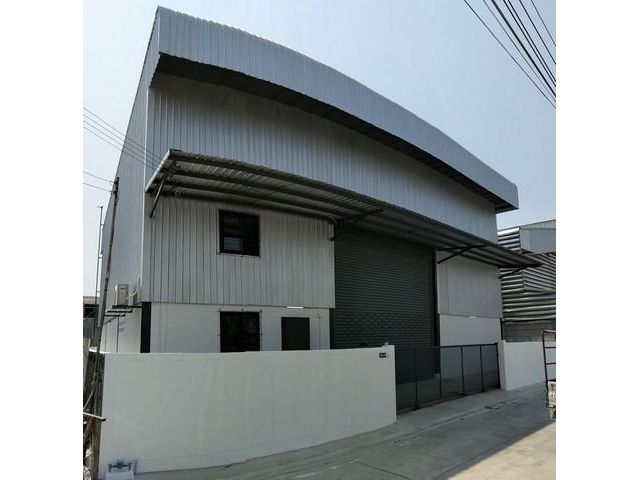 ให้เช่าโกดังพร้อมออฟฟิศ ถนนลาดกระบัง