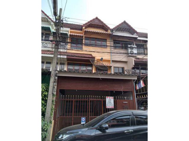 ทาวน์เฮ้าส์ 3 ชั้น 18.3 ตรว. ถ.แจ้งวัฒนะ ซอย10แยก2