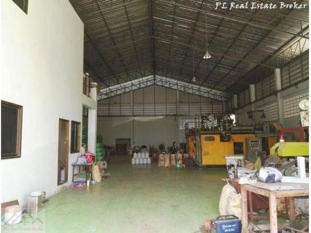 ขายโรงงานเป่า-ฉีดพลาสติกพร้อมเครื่องจักร ฉะเชิงเทรา พร้อมใบ รง.4 สภาพใหม่ ทำเลดีมาก ฉะเทิงเทรา