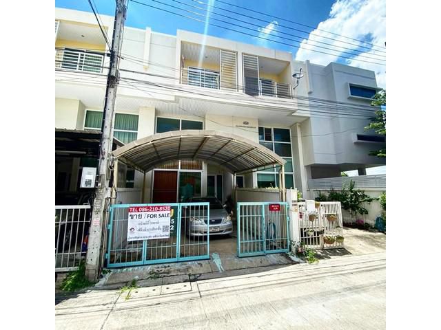 ขายบ้าน มบ. ดีวัน D-One Town Home 3 ชั้น31.5ตรว