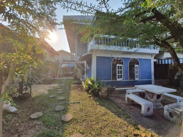 รหัสทรัพย์ B3793 ให้เช่าบ้านเดี่ยว พระราม9 62 หมู่บ้านเสรี8 ซอย11 มีสวนหน้าบ้าน เหมาะทำ home office