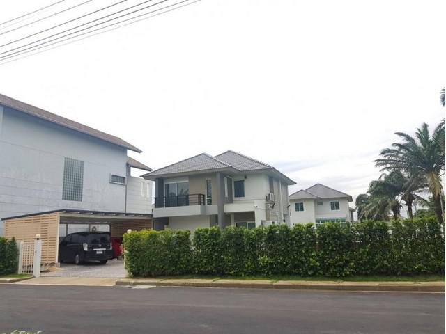 บ้านเดี่ยวให้เช่า :โครงการอารียาโคโม ลาดกระบัง