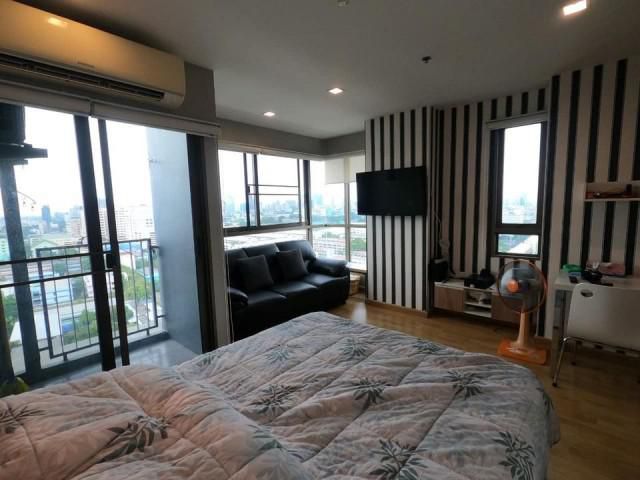 รหัสทรัพย์ B3825 ให้เช่า CASA CONDO อโศก-ดินแดง (เฟอร์นิเจอร์ครบ พน้อมเข้าอยู่)