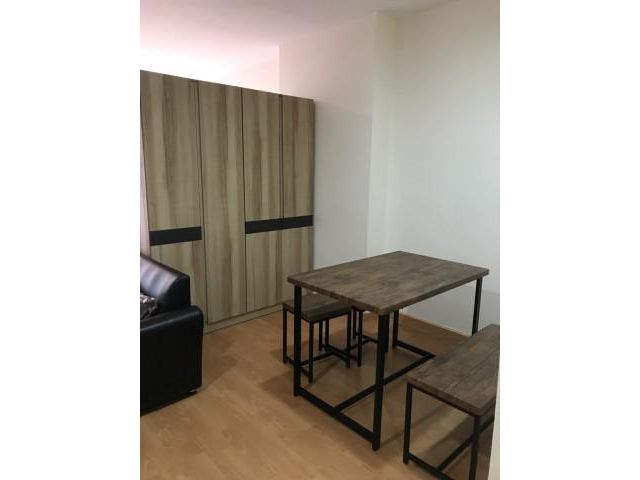 St. Louis Grand Terrace 1 ห้องนอน สาทร 11 พร้อมเข้าอยู่