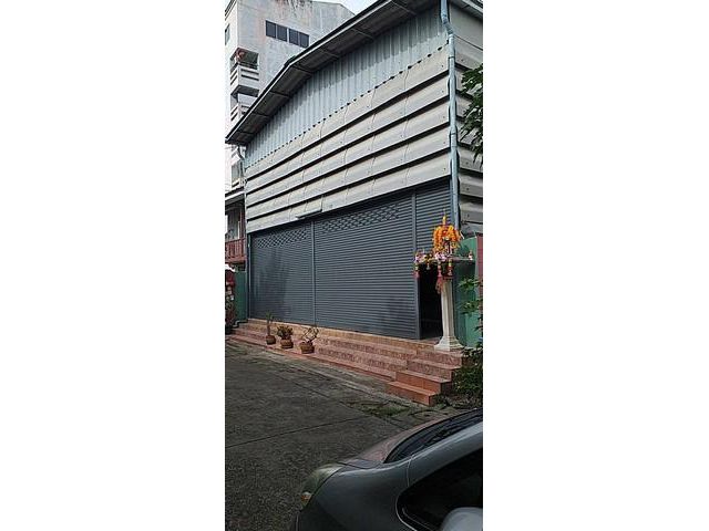 ให้เช่าโกดังพร้อมออฟฟิศ 200ตรม.ซ.ลาดพร้าววังหิน 47