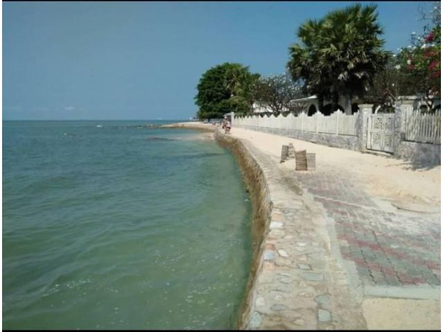 ขายที่ดินติดชายทะเลหาดวงศ์อมาตย์มีหาดส่วนตัว เนื้อที่ 4-3-88 ไร่ ยกแปลง 720 ล้าน โทร.095-7895835 หมาะสำหรับสร้าง คอนโด โ