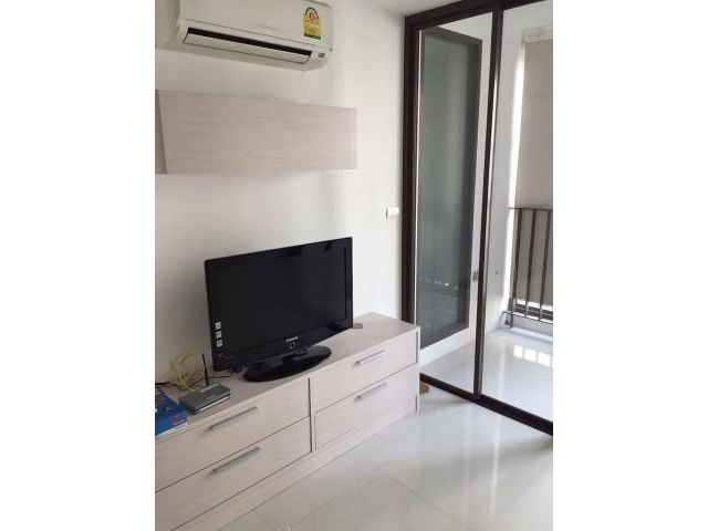 รหัสทรัพย์ B3837 คอนโด IDEO Blucove สาทร (เฟอร์นิเจอร์และเครื่องใช้ไฟฟ้าครบ พร้อมเข้าอยู่)
