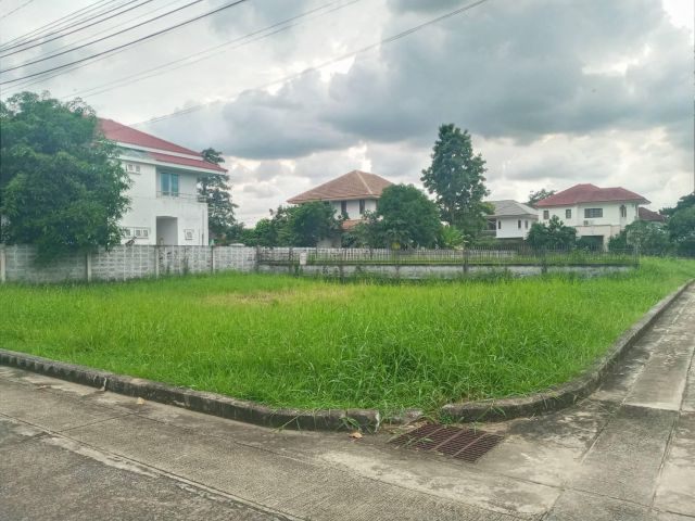 ที่ดินจัดสรร ม.ปัญญาเลคโฮม ถนนนิมิตรใหม่ ซอย 28 แขวงสามวาตะวันออก เขตคลองสามวา กรุงเทพมหานครฯ 10510