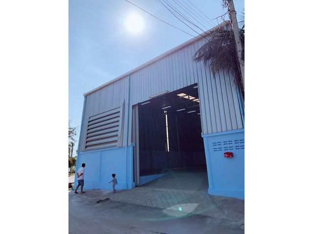 ให้เช่าโกดังขนาด 250ตารางเมตร ถนนพระราม2