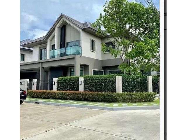 ให้เช่าบ้าน บางกอกบลูเลอร์วาร์ดสาทรปิ่นเกล้า