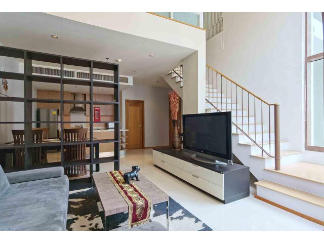 The Emporio Place - Beautifully Furnished 1 Bed / 90 Sqm / Ready To Move In