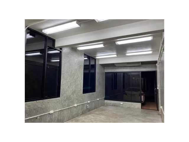 ให้เช่าทาวน์โฮม 4 ชั้น  ซอยสาทร 9 ทะลุนราธิวาสซอย4