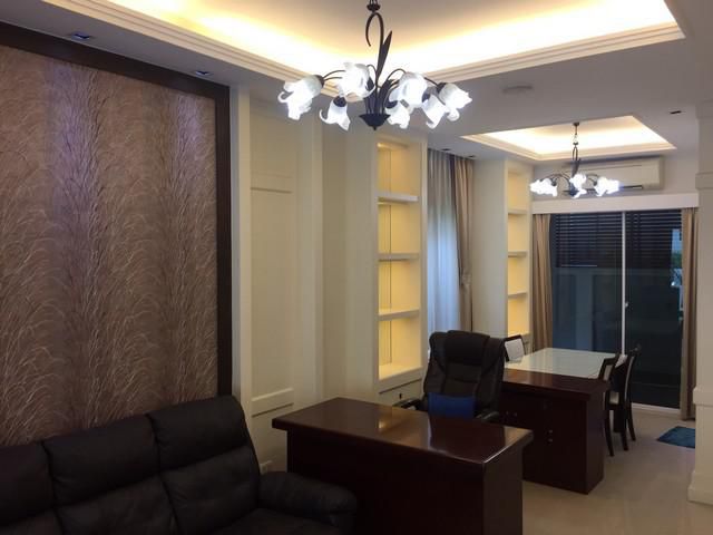 บ้านกลางเมือง สาทร-ตากสิน 2