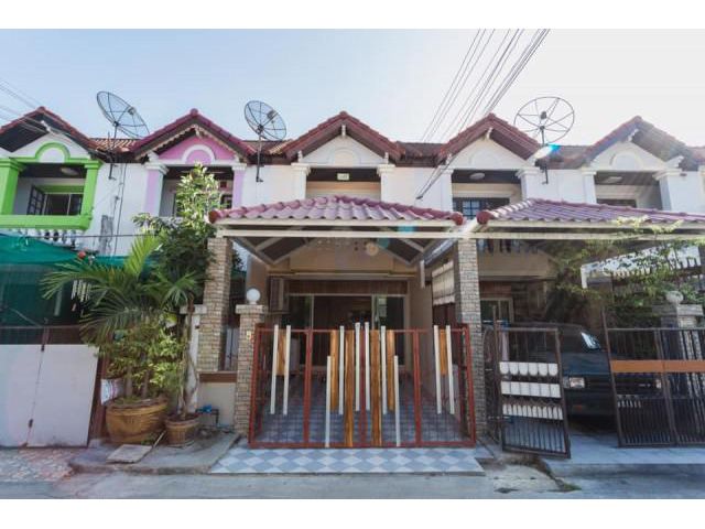 รหัสทรัพย์ B3972 ทาวน์เฮ้าส์ให้เช่า​ หมู่บ้านเอเวอร์กรีน ซอยบางนาตราด 56 (เนชั่น) เฟอร์ครบ