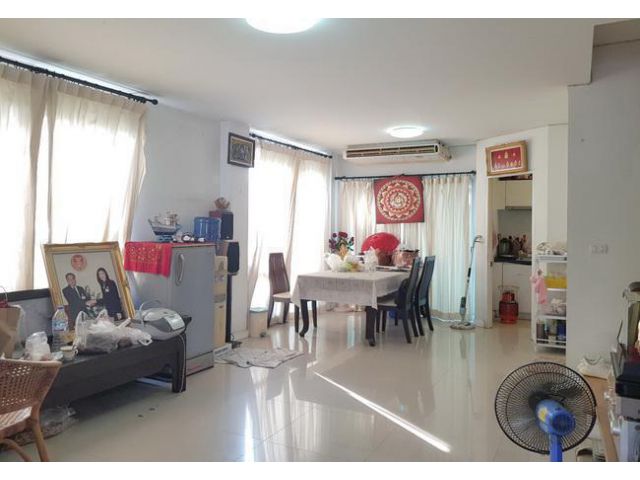 ขายทาวน์เฮ้าส์ หมู่บ้านทาวน์พลัส อ่อนนุช-ลาดกระบัง
