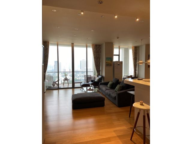 The Sukhothai Residecnes - Beautifully Furnished 1 Bedroom ./ 122 Sqm / BTS Chong Nonsi