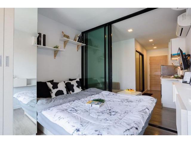 รหัสทรัพย์ B3990 ให้เช่า Pause condo สุขุมวิท 103 (เฟอร์นิเจอร์ครบเครื่องใช้ไฟฟ้าครบ ตกแต่งอย่างดี)