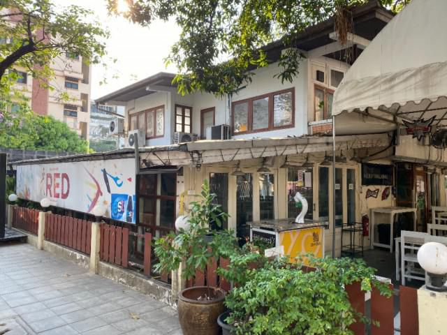 รหัสทรัพย์ B3979 ให้เช่าบ้าน ทำร้านอาหาร หรือ ทำธุรกิจ ซอยนราธิวาส 10