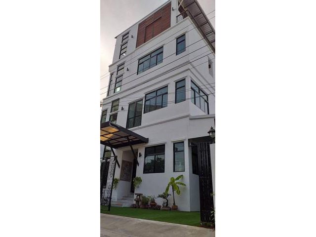 ขายบ้าน เนื้อที่ 62ตรวซอยสวนผัก 29  เขตตลิ่งชัน