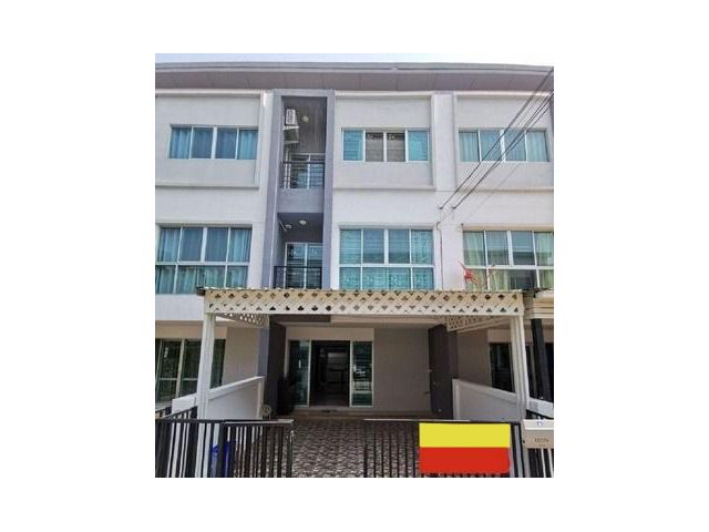 ขาย - เช่า ทาวน์เฮ้าส์ 3 ชั้น LUMPINI TOWN VILLE