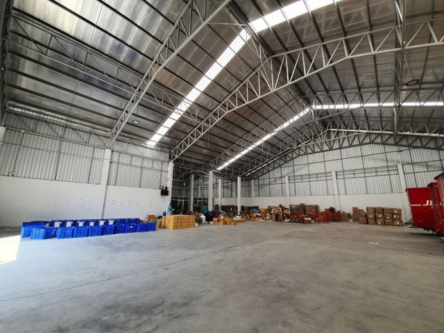 ให้เช่าโกดัง 1 ไร่ 1000 ตรม. พระประแดง สมุทรปราการ ใกล้ทางด่วน ทำเลดีมาก